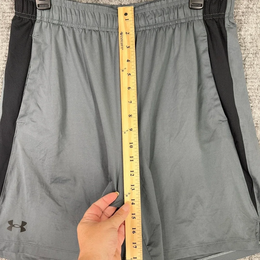 Under Armour Shorts Mens L Gray Athletic Running Activewear Gym Training Workout